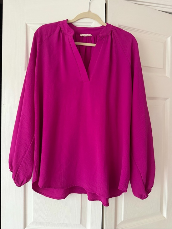 entro Tops - entro Vibrant Fuchsia V-Neck Peasant Blouse